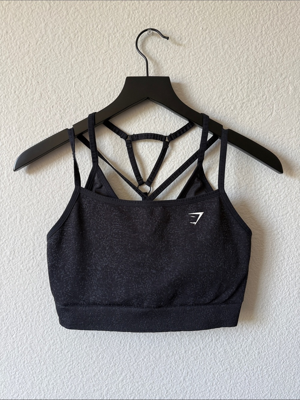 Gymshark Adapt Flex Black Strappy Seamless Sports Bra